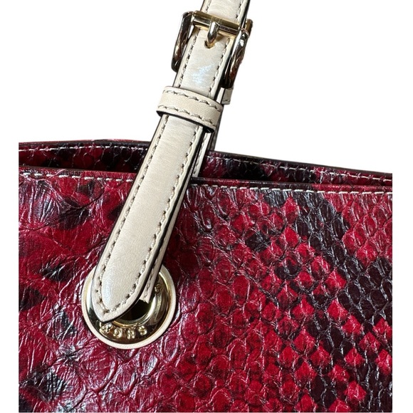 MICHAEL Michael Kors Jet Set Embossed Leather Bucket Tote EUC - Picture 8 of 13